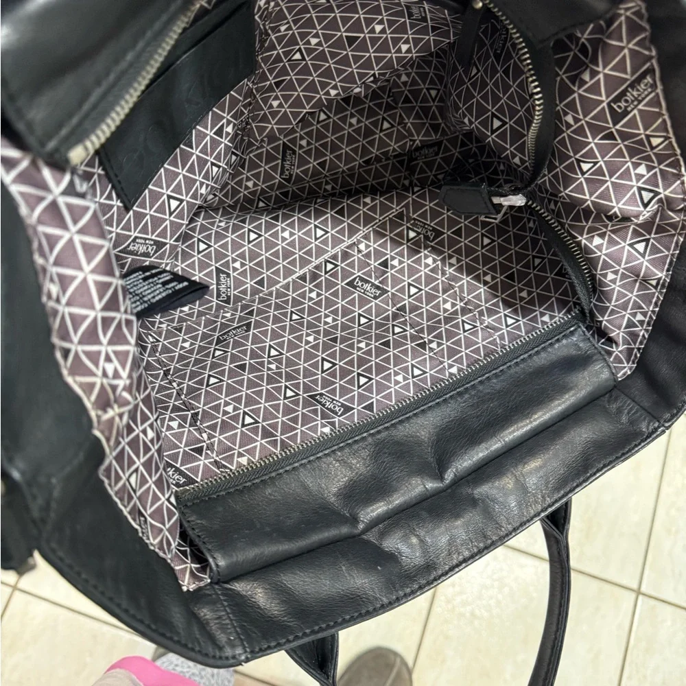 Botkier Black Leather Tote Bag - Picture 4 of 7